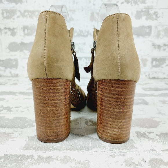 Guess Oana Tan Brown Leather Perforated Peep Toe Block Heel Ankle Booties V536 - Picture 6 of 13